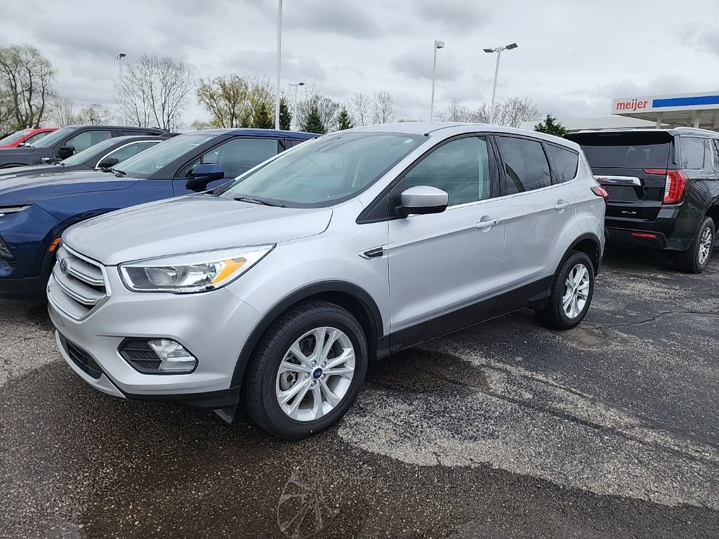 Used 2019 Ford Escape SE image 1