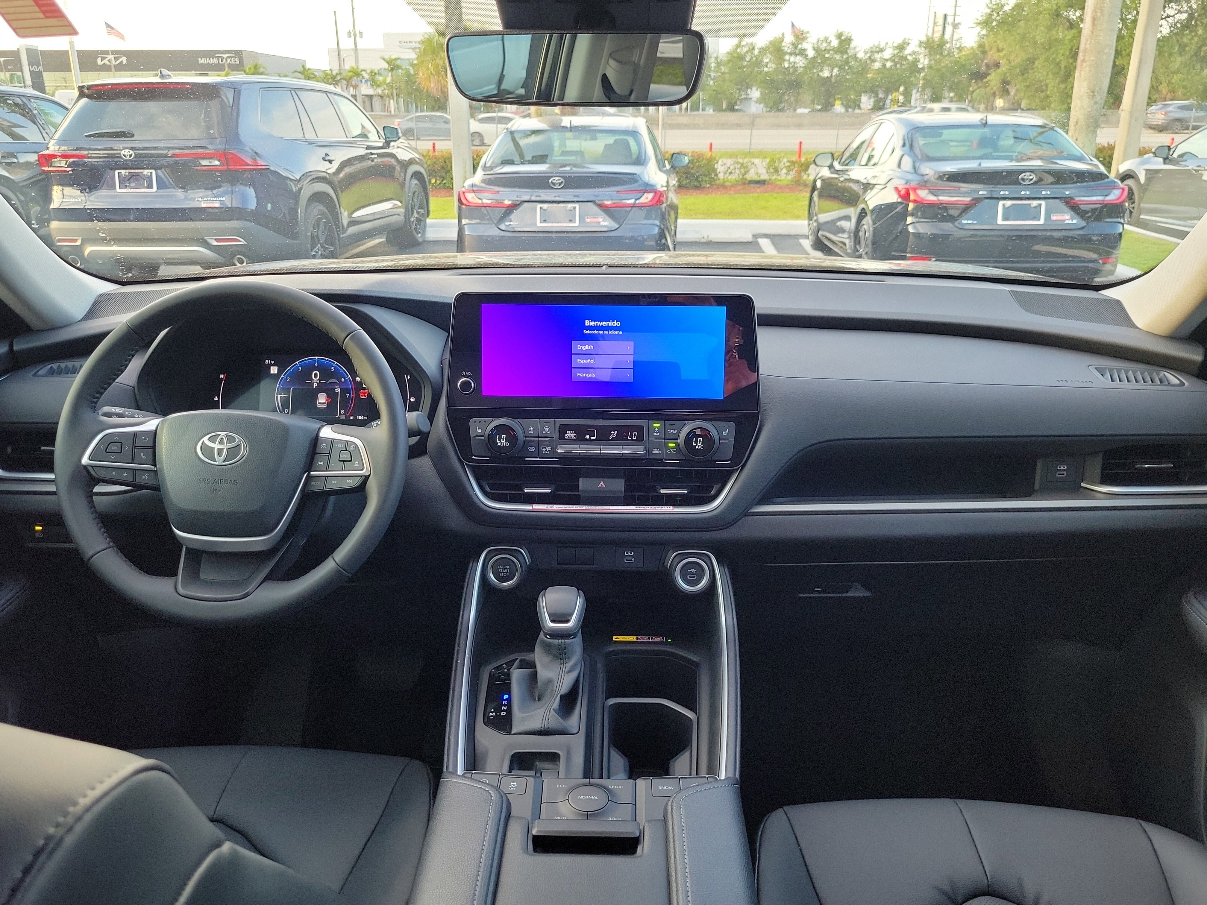 Used 2026 Toyota Grand Highlander XLE AWD/4WD image 16