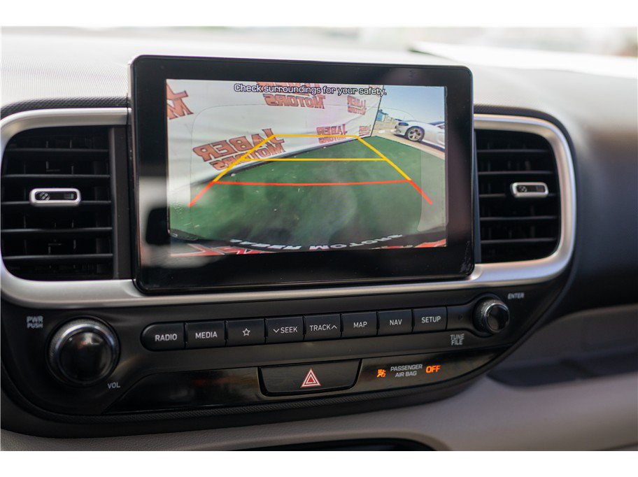 Used 2020 Hyundai Venue SEL w/ Convenience + Premium Package FWD image 48