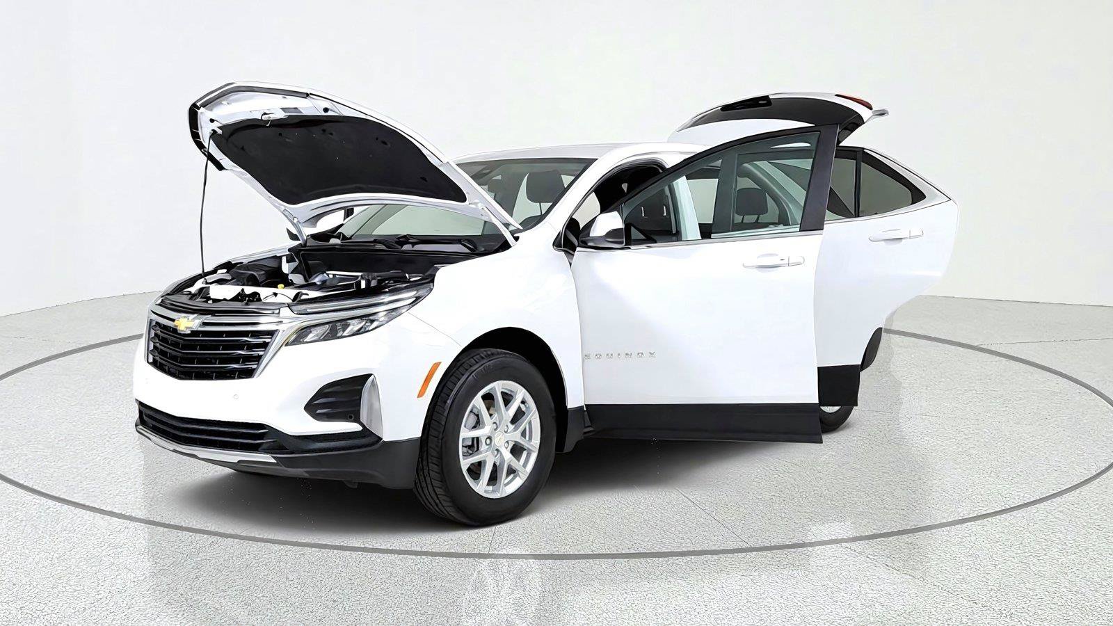 Used 2023 Chevrolet Equinox LT AWD/4WD image 10