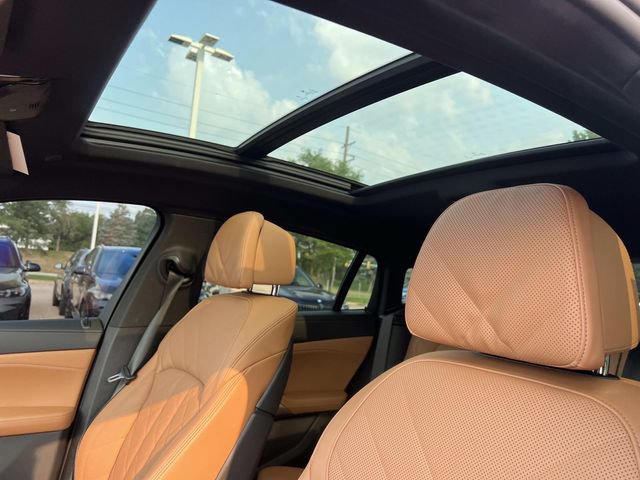 Certified 2025 BMW X6 xDrive40i AWD/4WD image 28