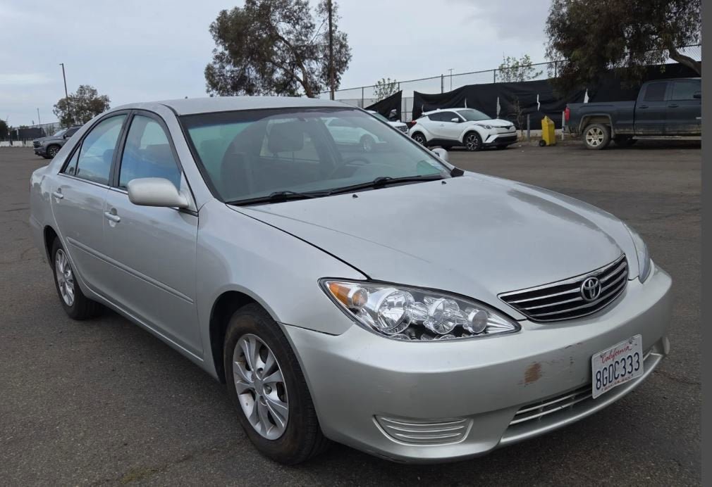 Used 2006 Toyota Camry LE FWD image 4