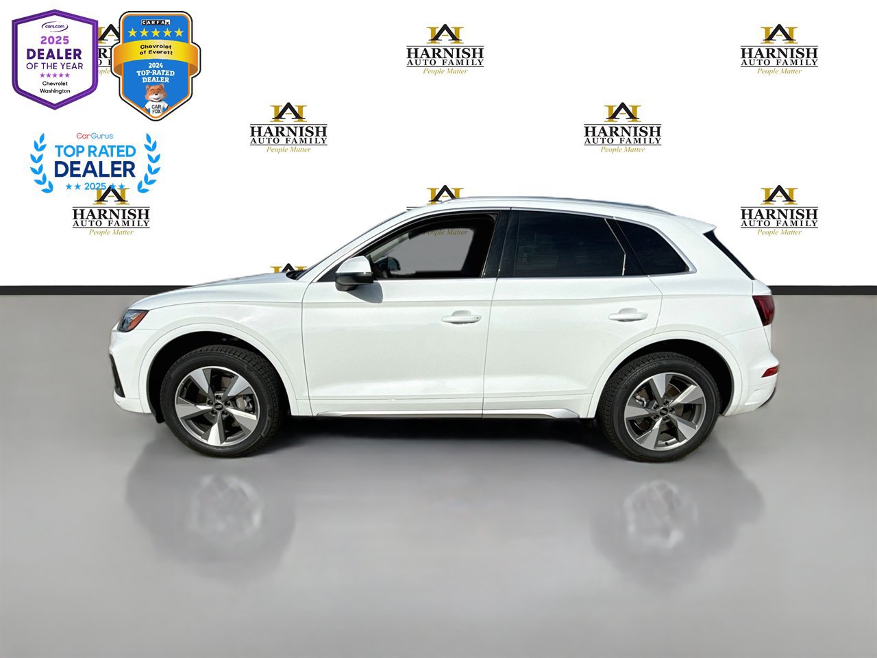 Used 2022 Audi Q5 2.0T Premium Plus w/ Premium Plus Package AWD/4WD image 2