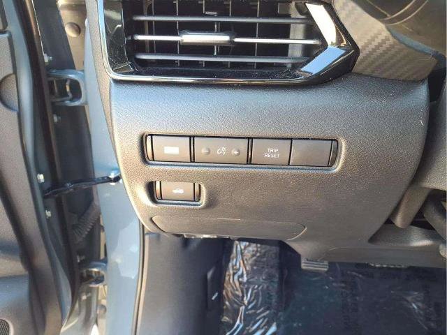 Certified 2024 Nissan Sentra SR image 19