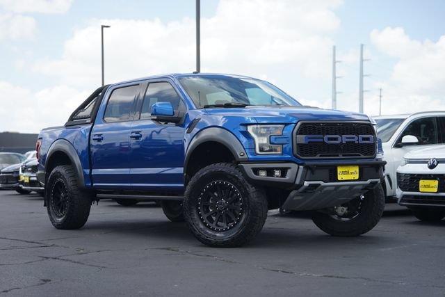 Used 2017 Ford F150 Raptor w/ Equipment Group 802A Luxury AWD/4WD image 2