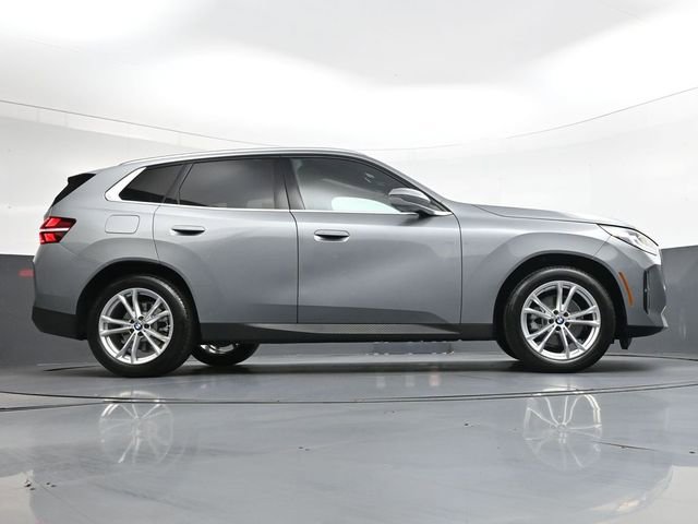 Used 2025 BMW X3 xDrive30i w/ Convenience Package image 32