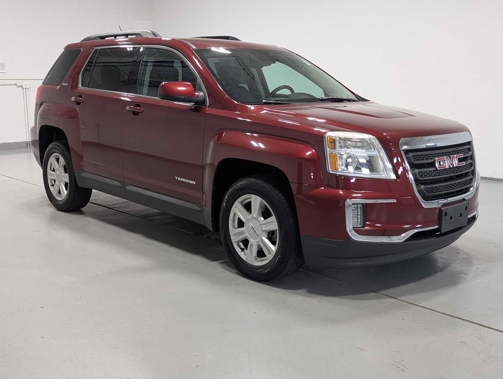 Used 2016 GMC Terrain SLE w/ Driver Alert Package I AWD/4WD image 6