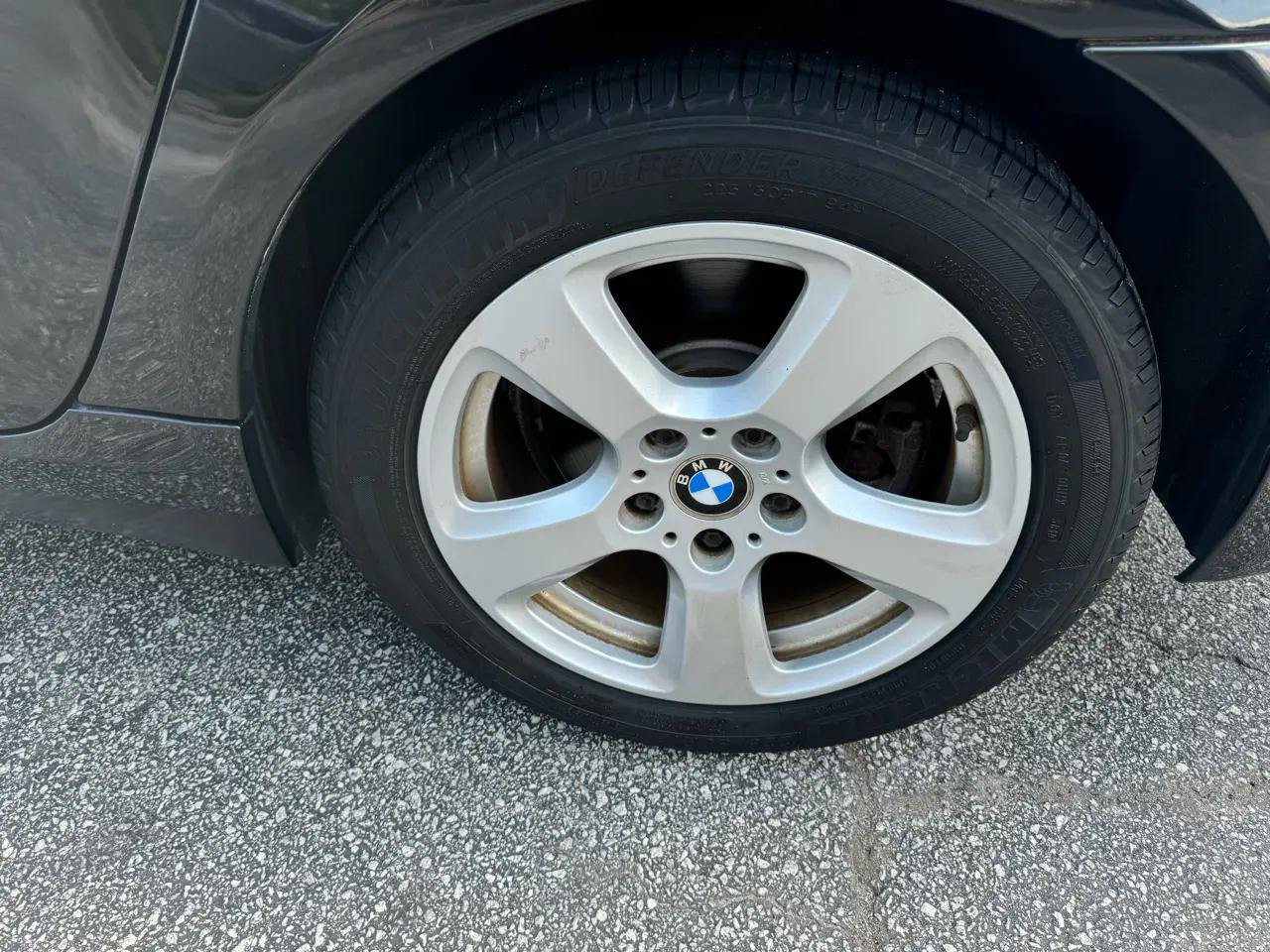 Used 2008 BMW 535xi Sedan AWD/4WD image 24