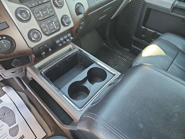 Used 2015 Ford F250 Lariat w/ Chrome Package image 23