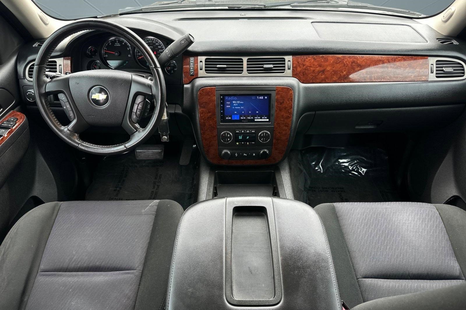 Used 2010 Chevrolet Tahoe LS w/ Regional Value Package RWD image 14