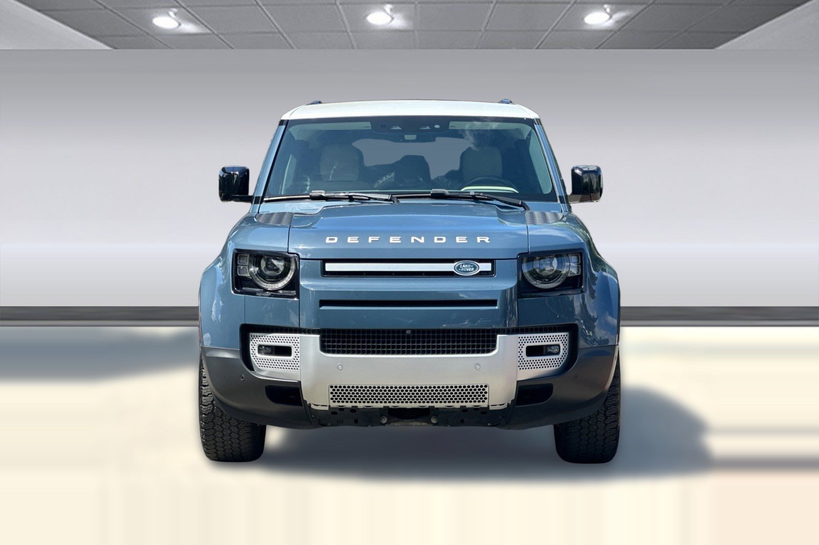 Used 2023 Land Rover Defender 110 SE AWD/4WD image 5