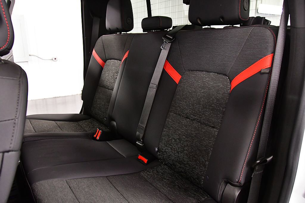 Used 2024 Chevrolet Colorado Z71 w/ LPO, Dark Essentials Package image 32