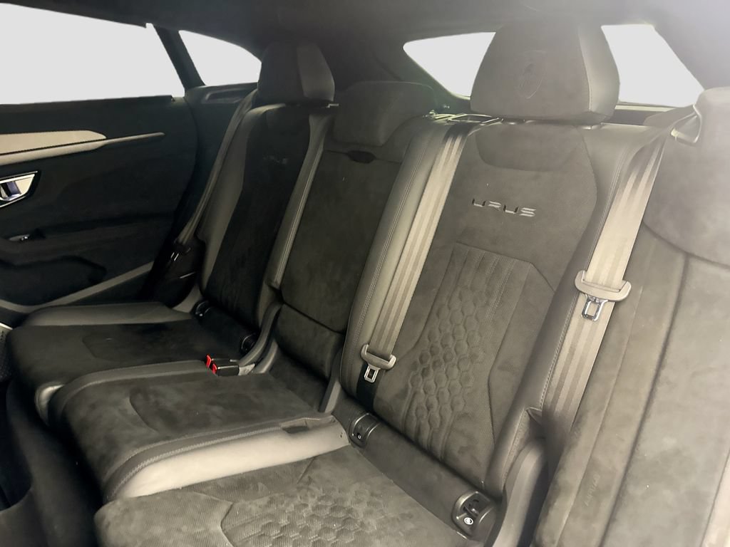 Used 2023 Lamborghini Urus Performante AWD/4WD image 25