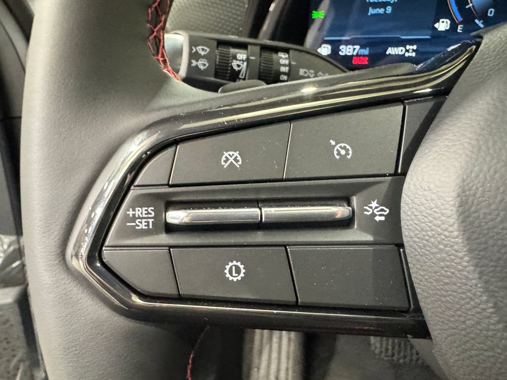 New 2026 Chevrolet Equinox RS w/ Convenience Package III AWD/4WD image 18