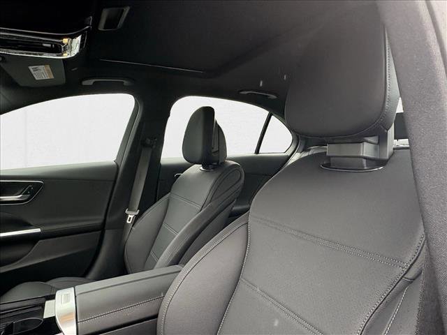 New 2025 Mercedes-Benz C 300 4MATIC Sedan image 15