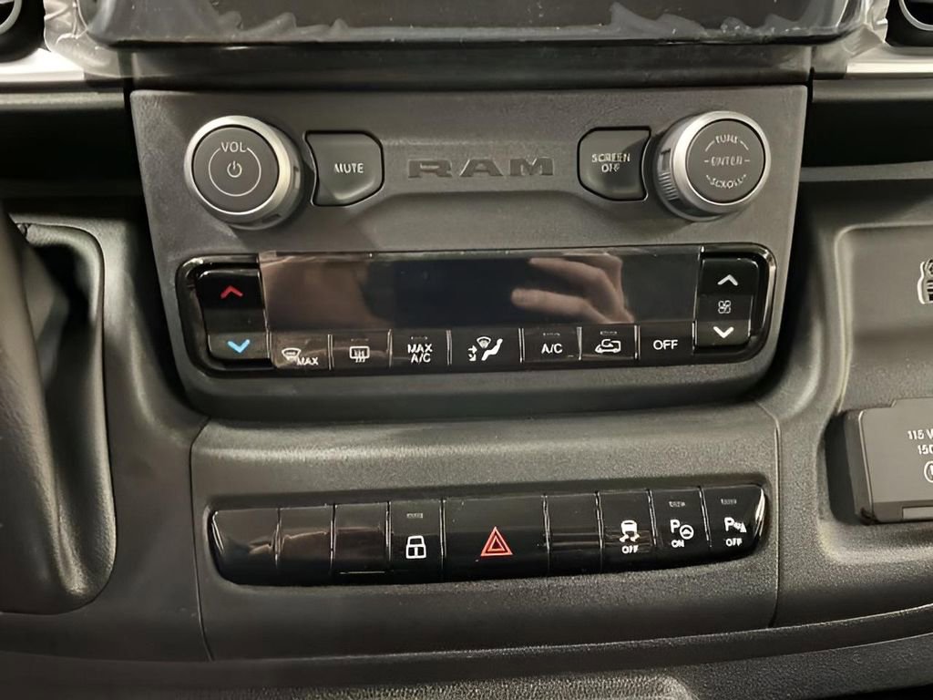 New 2025 RAM ProMaster 2500 w/ Quick Order Package 22G SLT image 13