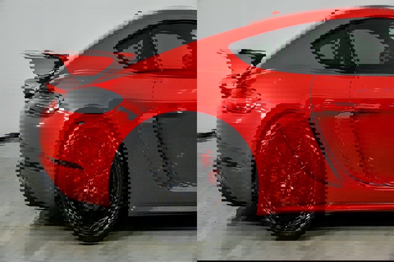 Used 2022 Porsche 718 Cayman GT4 image 13