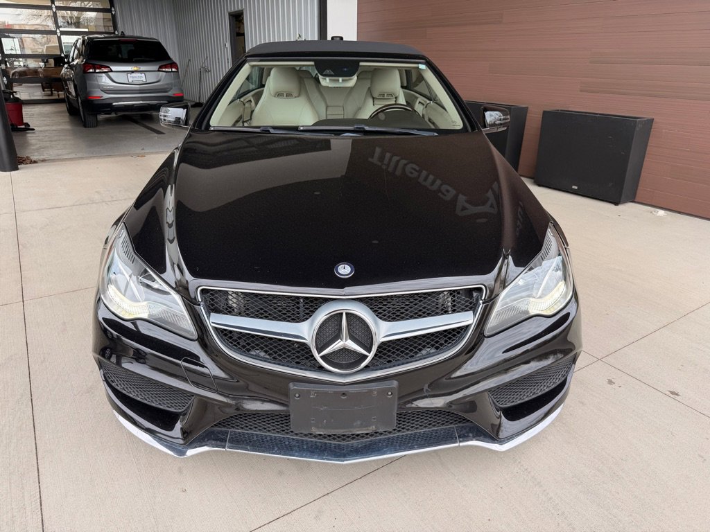 Used 2014 Mercedes-Benz E 550 Cabriolet image 2