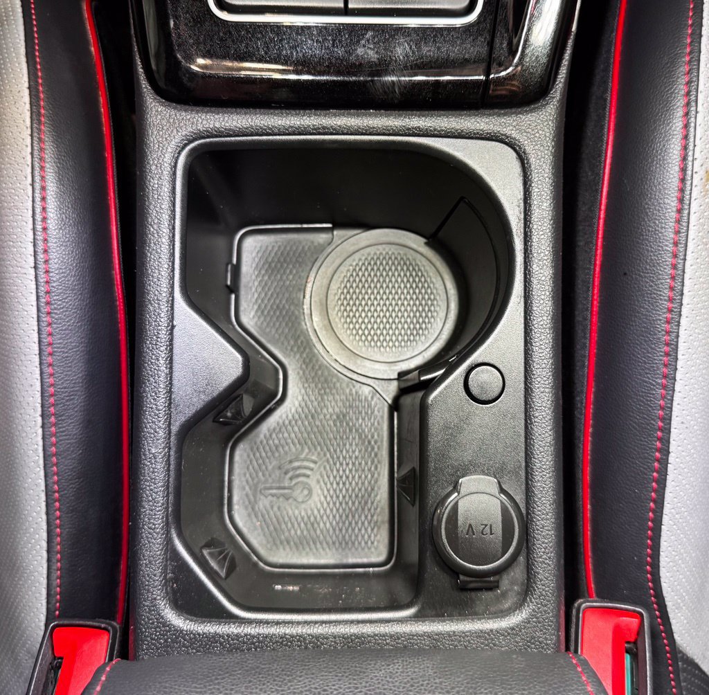 Used 2023 Volkswagen GTI SE FWD image 30