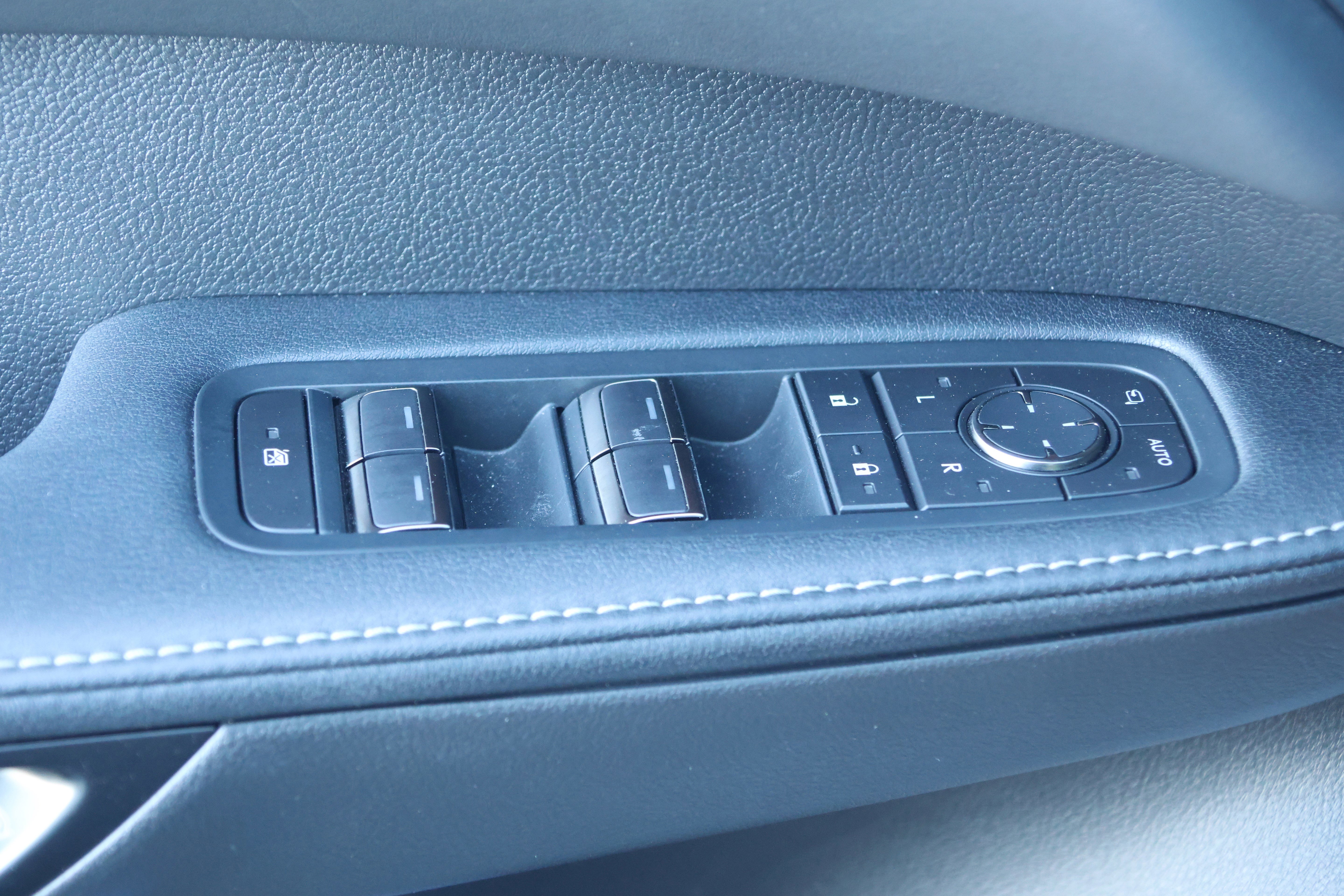 Used 2023 Lexus RX 350 F Sport w/ Cold Area Package image 13