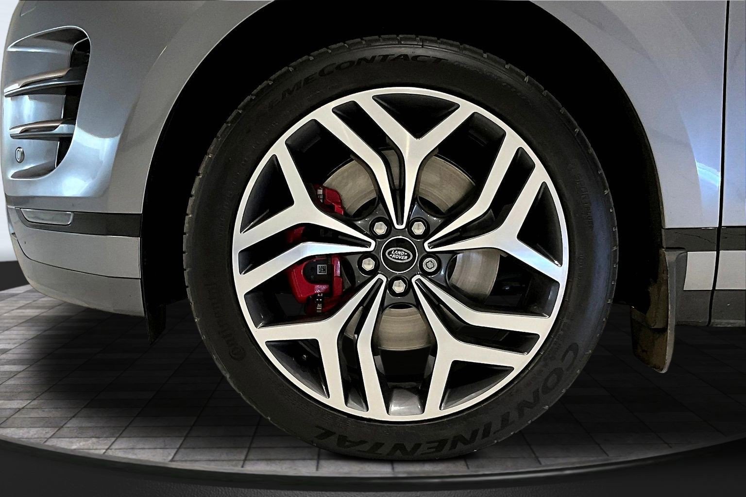 Used 2023 Land Rover Range Rover Evoque R-Dynamic S AWD/4WD image 34