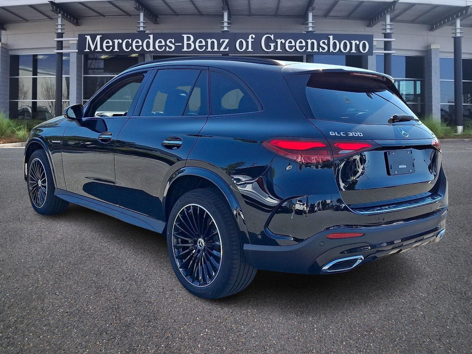 New 2026 Mercedes-Benz GLC 300 4MATIC image 3