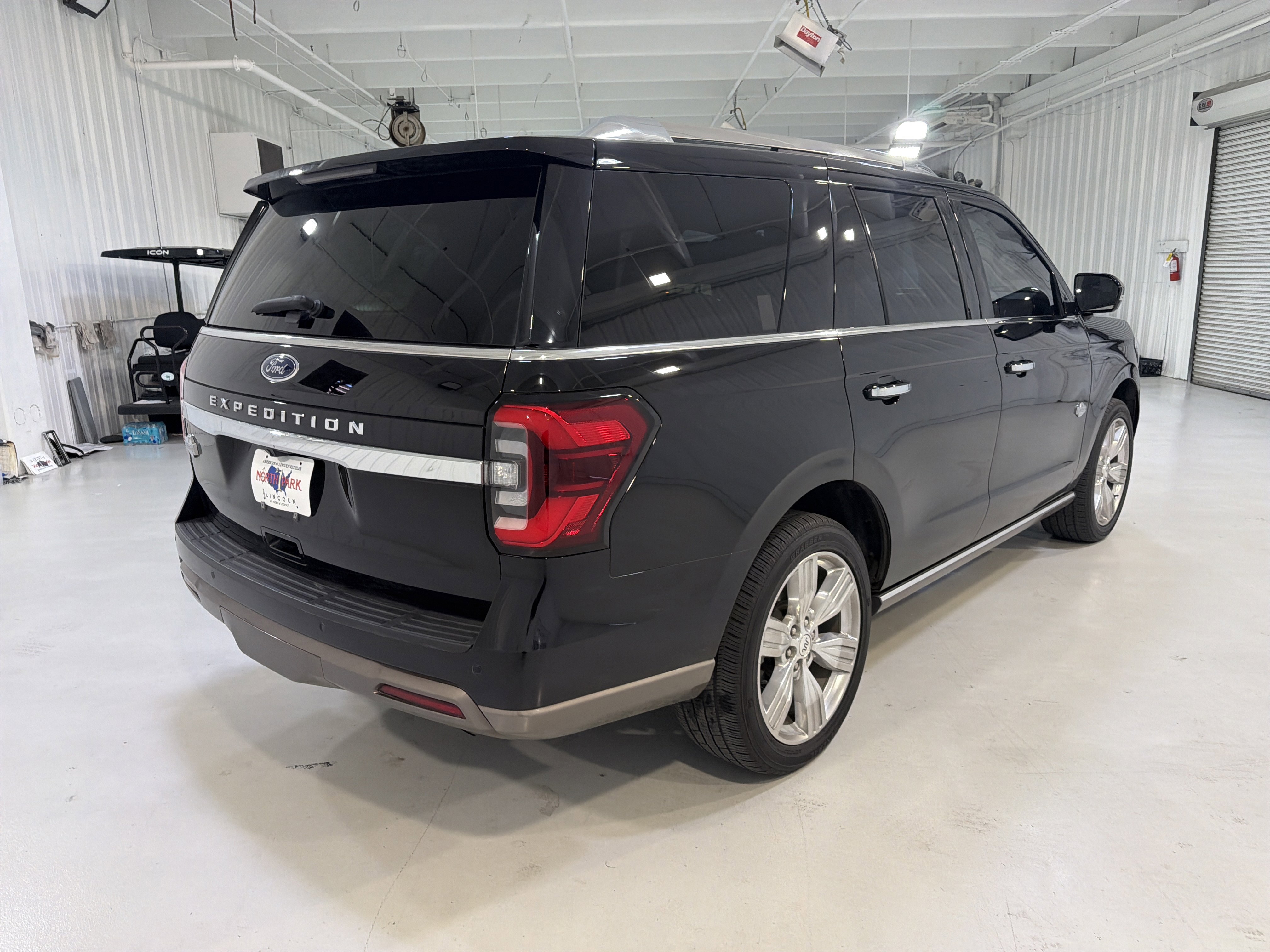 Used 2022 Ford Expedition King Ranch AWD/4WD image 5