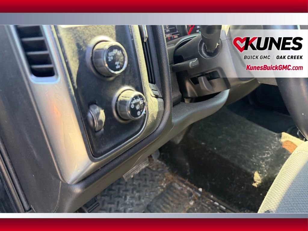 Used 2017 Chevrolet Silverado 1500 LT w/ Midnight Edition image 12