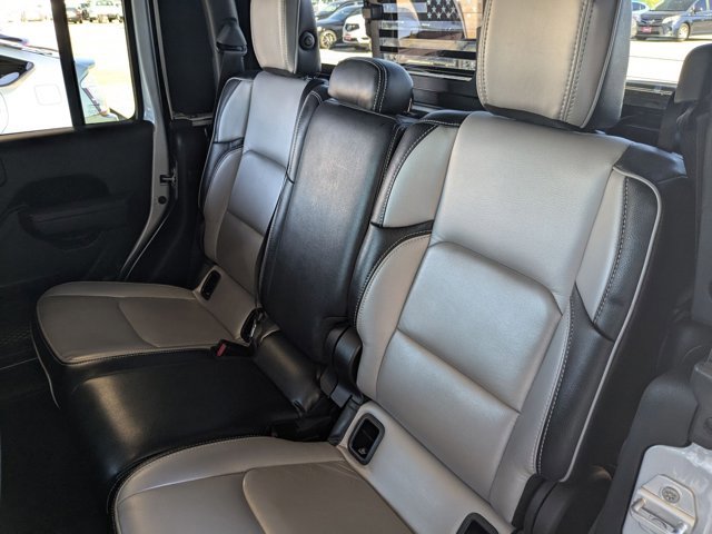 Used 2022 Jeep Gladiator Sport image 18