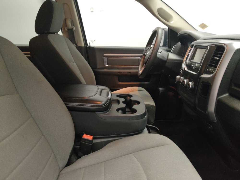 Used 2021 RAM 1500 Classic SLT image 21