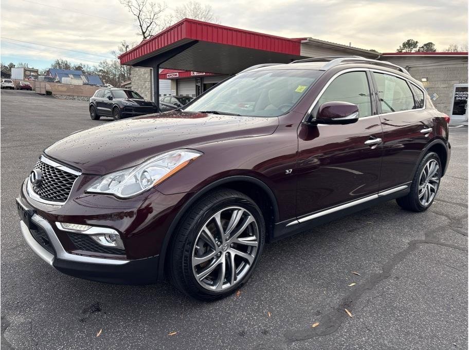 Used 2017 INFINITI QX50 Sport Utility 4D w/ Technology Package image 3