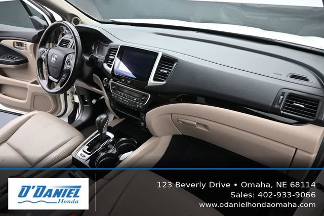 Used 2017 Honda Ridgeline RTL-E image 43