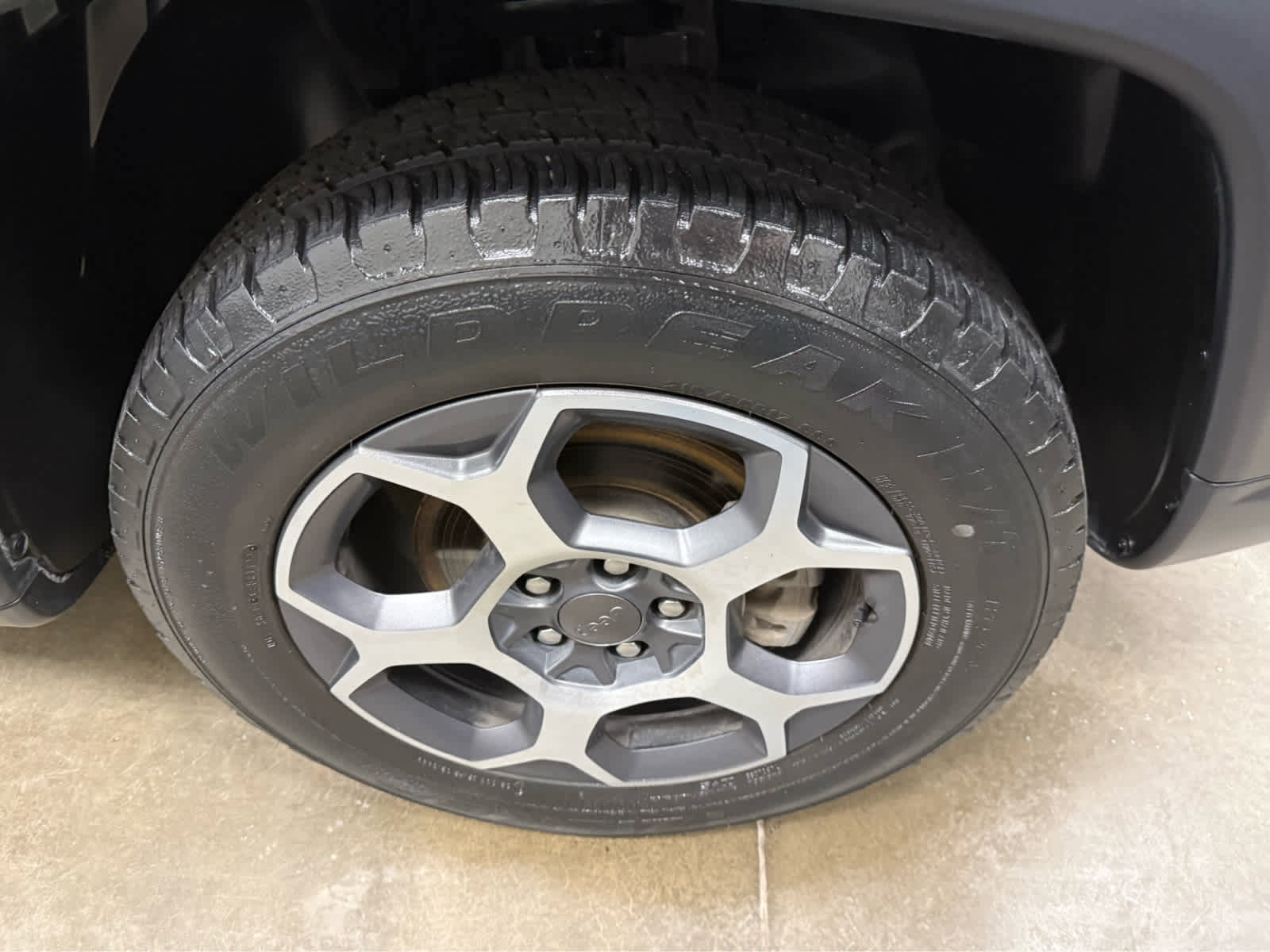 Used 2022 Jeep Compass Trailhawk AWD/4WD image 32