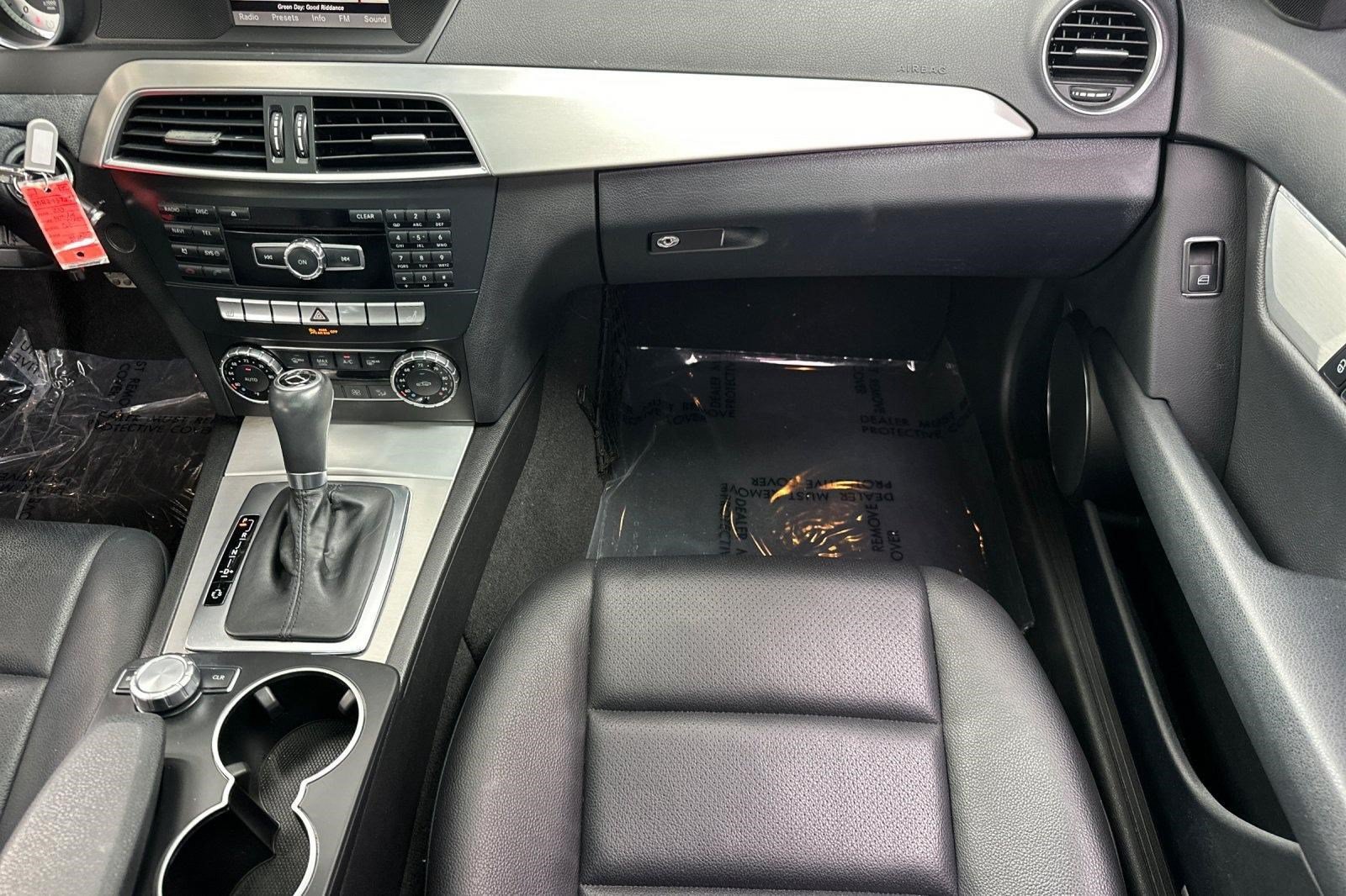 Used 2013 Mercedes-Benz C 250 Sedan image 28