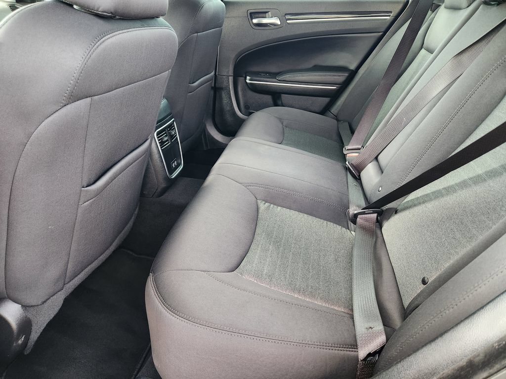 Used 2023 Chrysler 300 Touring w/ Sport Appearance Package RWD image 29