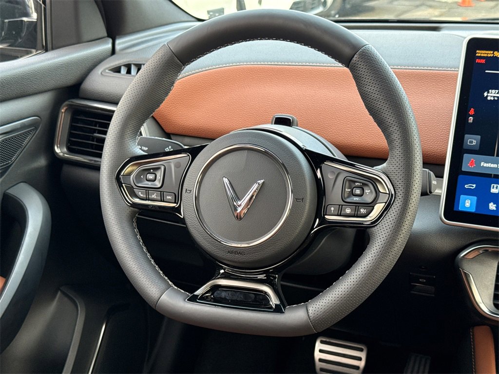 New 2025 VinFast VF 8 Plus image 22