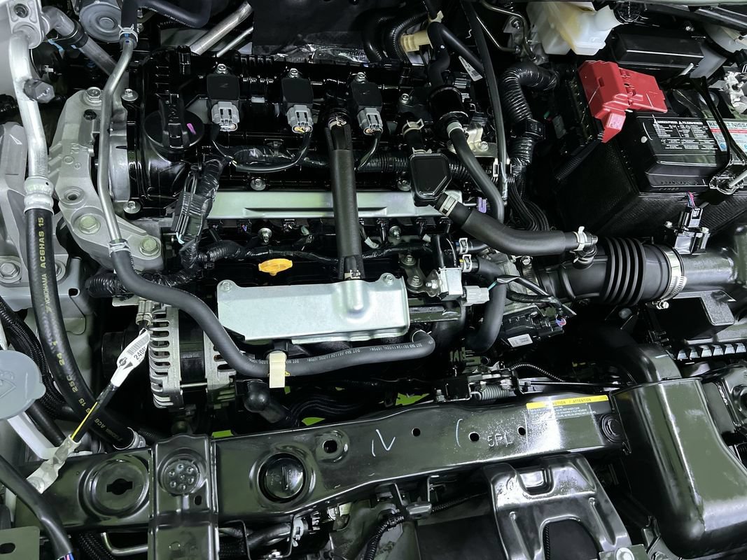 Used 2025 Nissan Versa SR w/ Trunk Package FWD image 29