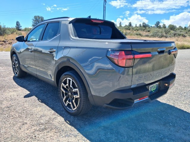 Used 2025 Hyundai Santa Cruz Limited AWD/4WD image 6