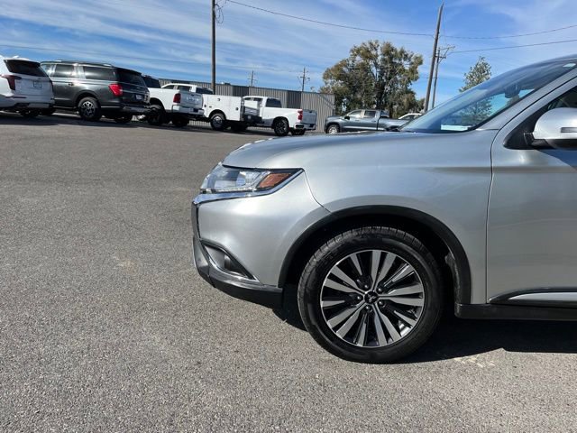 Used 2020 Mitsubishi Outlander SE image 5