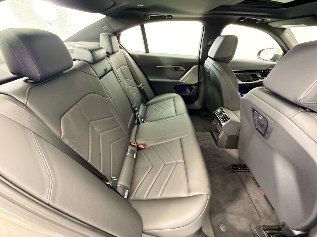 New 2026 BMW 530i w/ M Sport Package RWD image 21