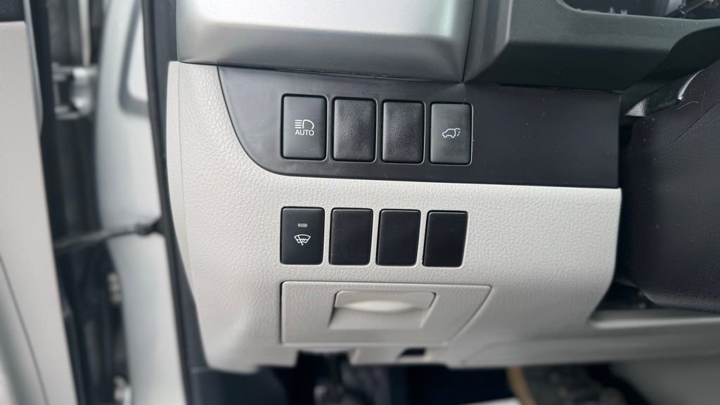 Used 2017 Toyota Highlander XLE AWD/4WD image 16