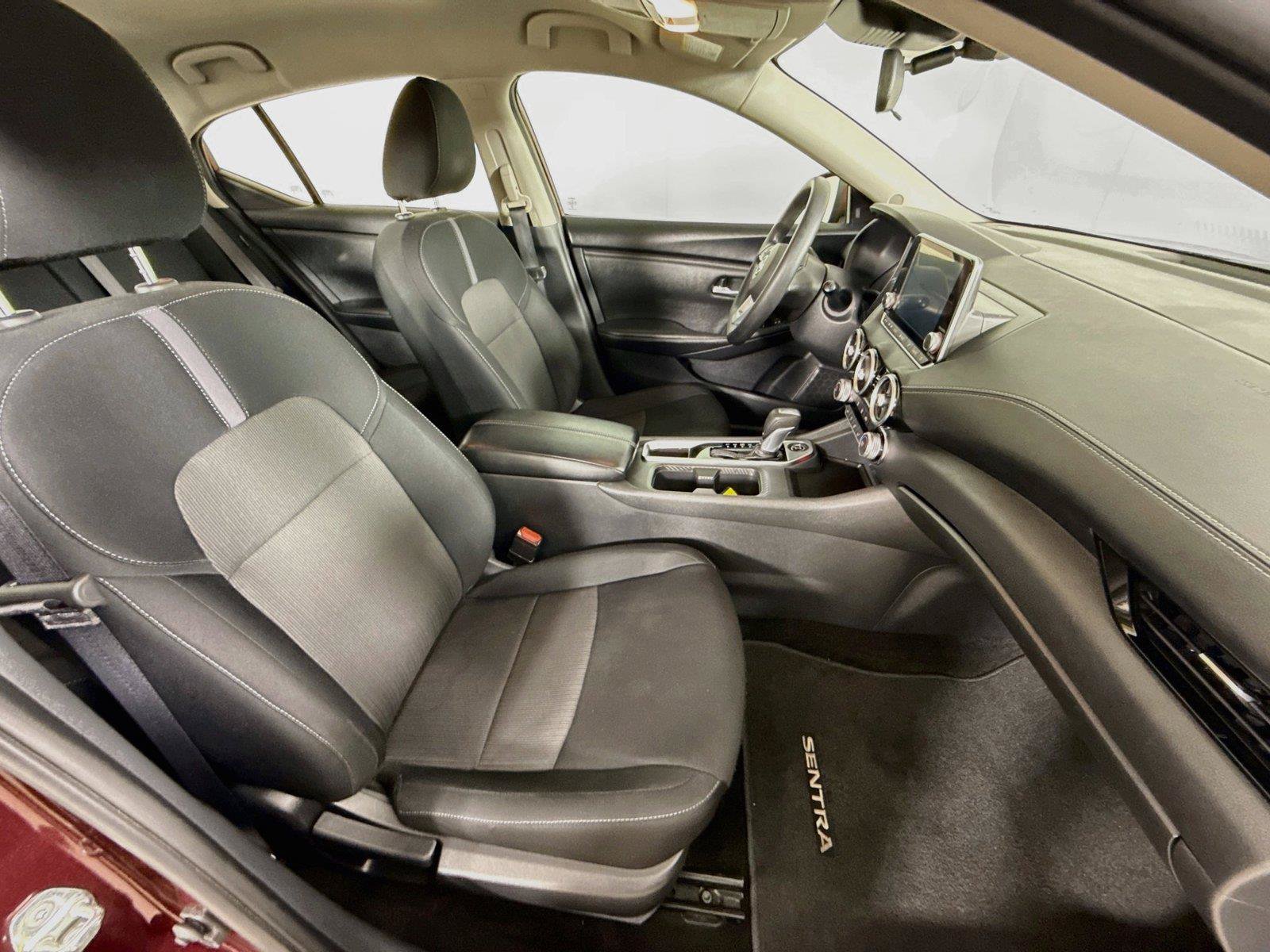 Used 2024 Nissan Sentra SV FWD image 26