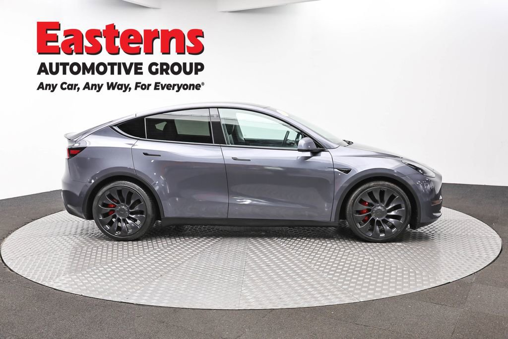 Used 2021 Tesla Model Y Performance image 4
