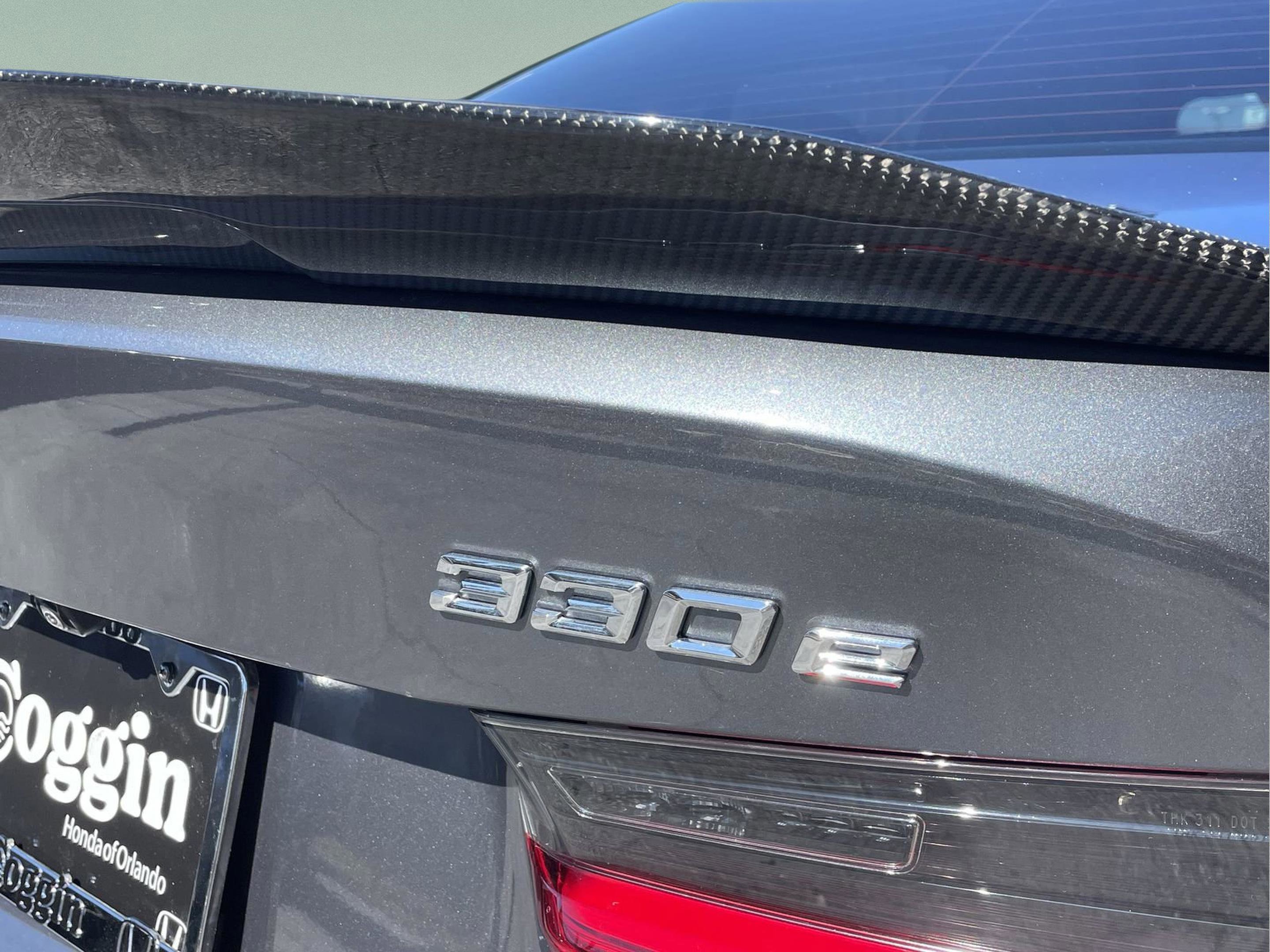 Used 2021 BMW 330e w/ Convenience Package image 15