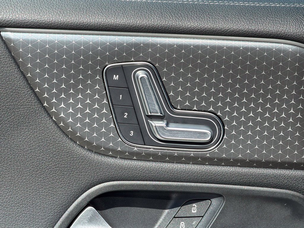 Certified 2024 Mercedes-Benz EQB 250+ image 20