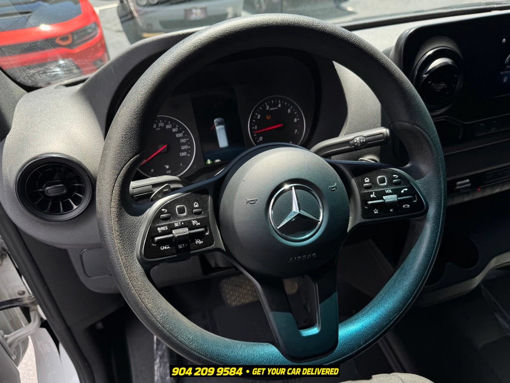 Used 2023 Mercedes-Benz Sprinter 2500 image 13