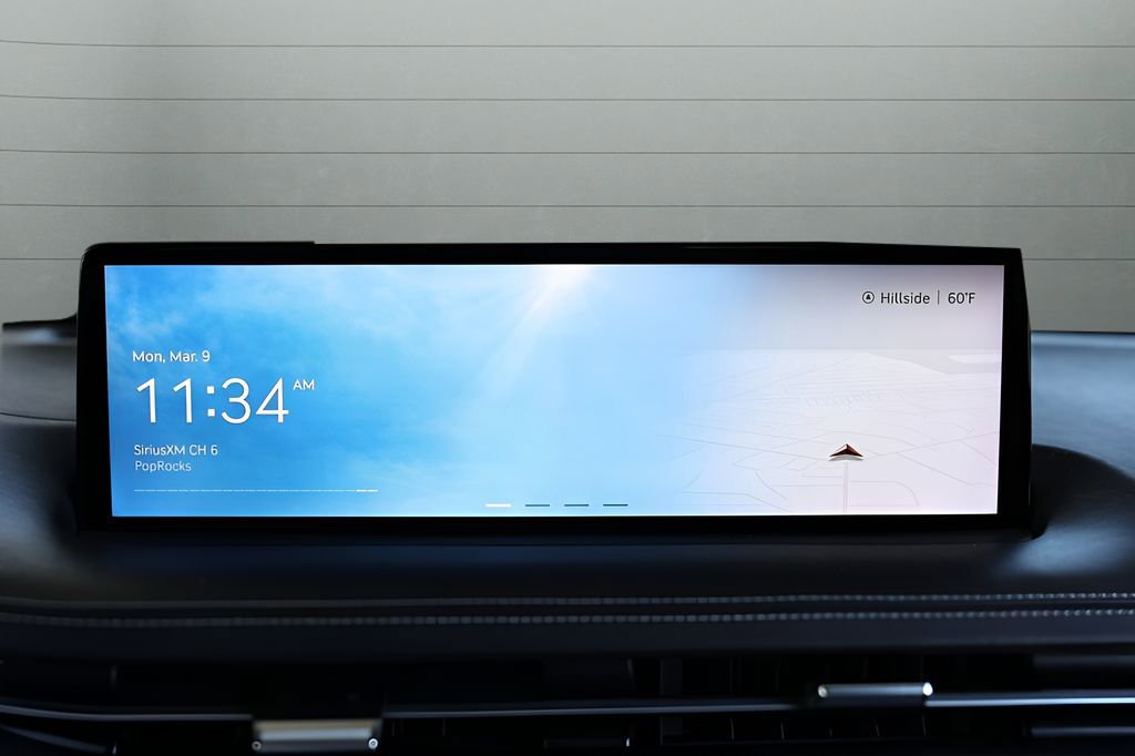 Used 2023 Genesis GV70 2.5T w/ Sport Prestige Package image 44