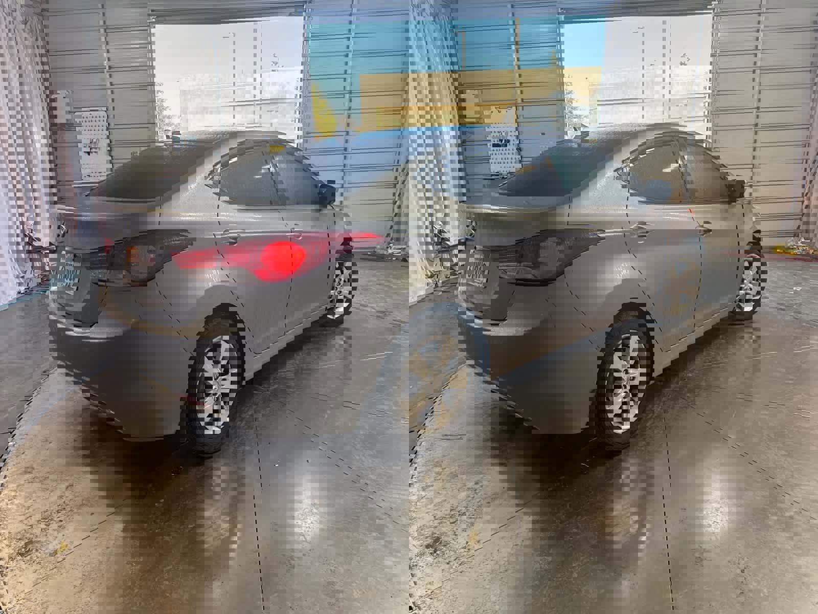 Used 2013 Hyundai Elantra GLS w/ Preferred Pkg image 5