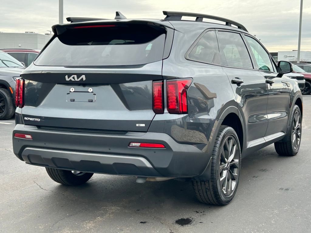 Used 2023 Kia Sorento X-Line EX image 8