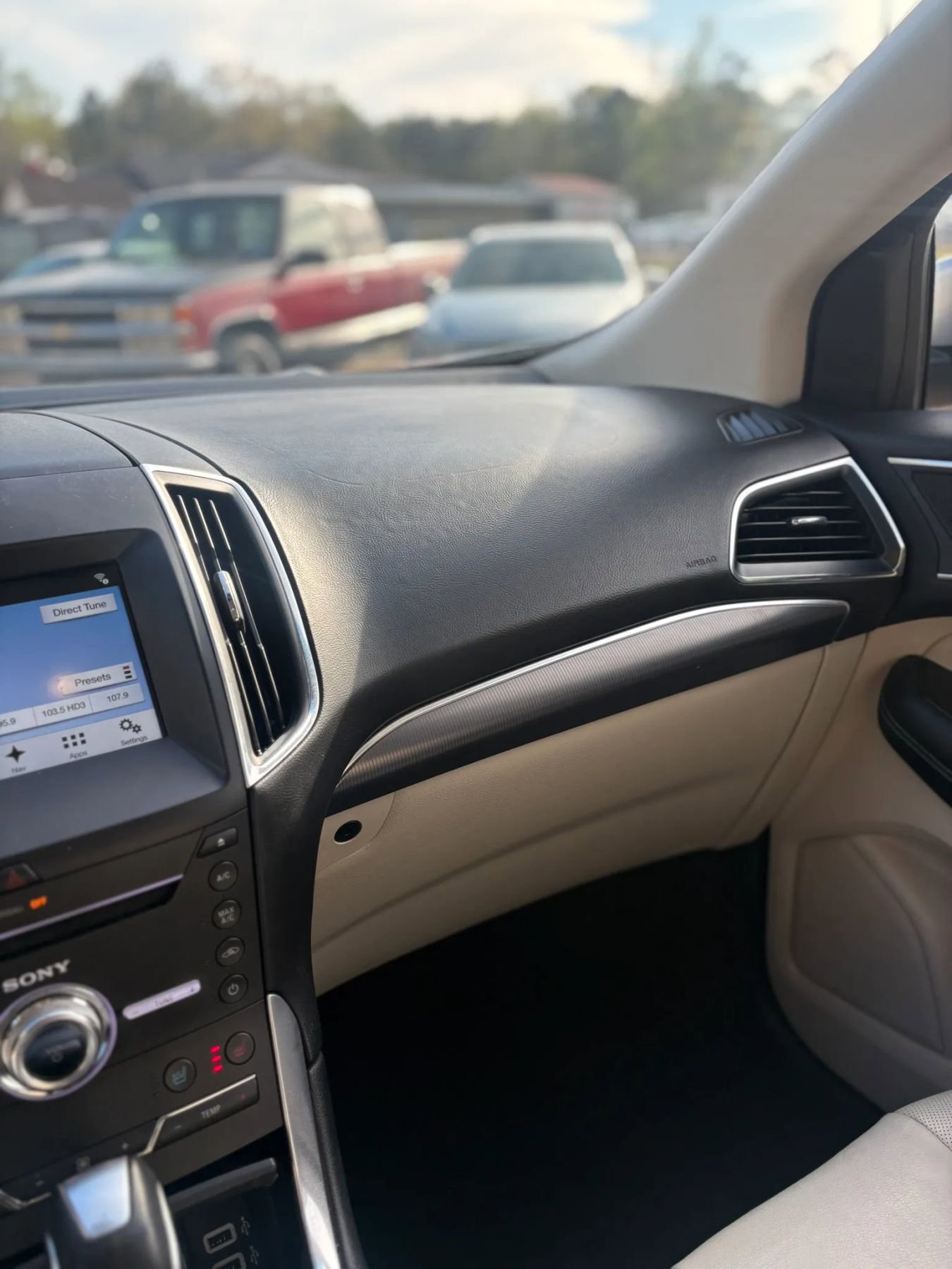 Used 2018 Ford Edge Titanium w/ Equipment Group 301A FWD image 50